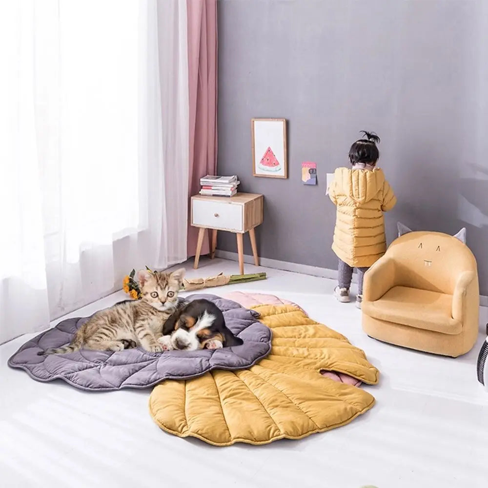 Pet Cooling Mat – Breathable Summer Pad for Dogs & Cats, Washable Pet Blanket